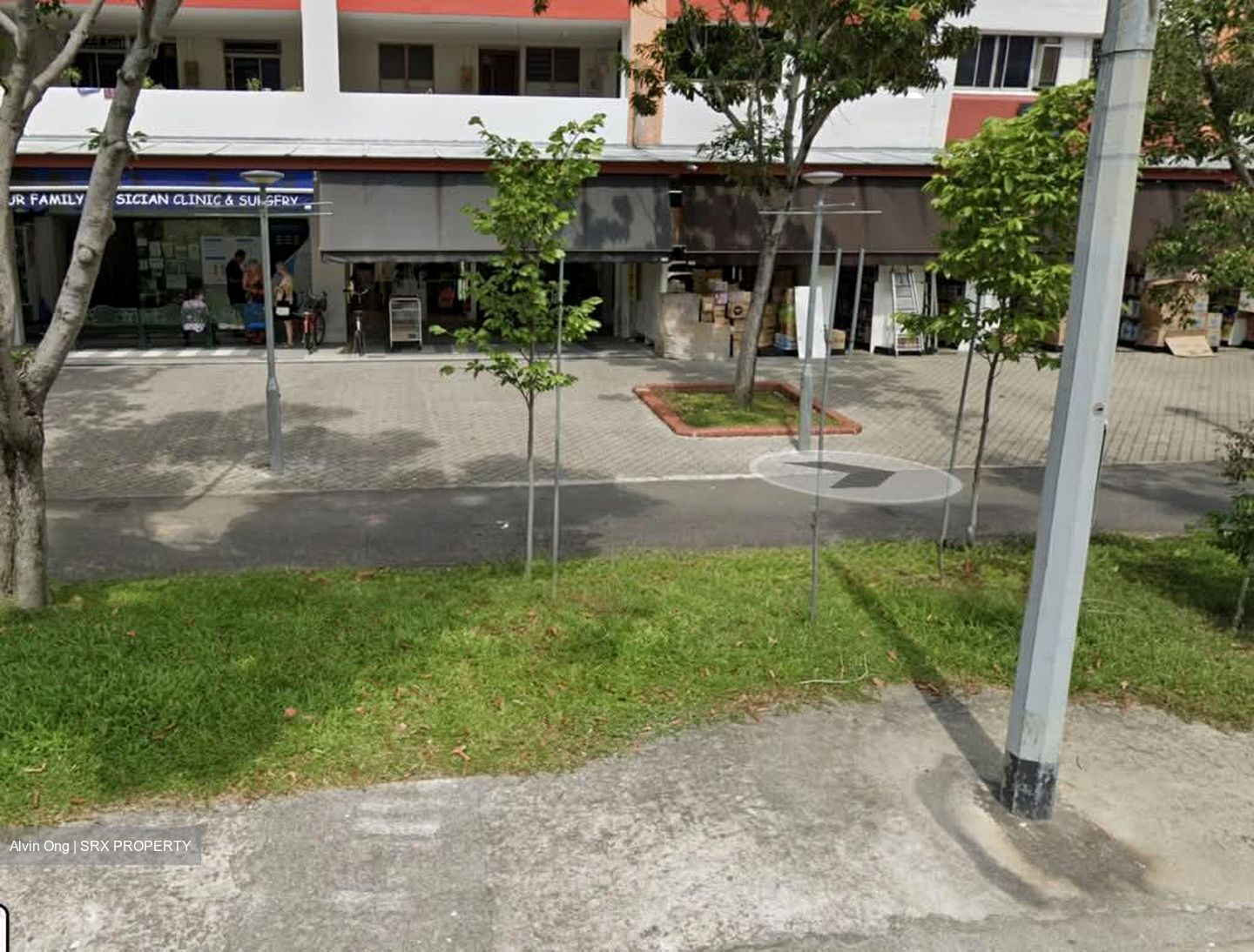 Tampines Street 81 (D18), Retail #558058491